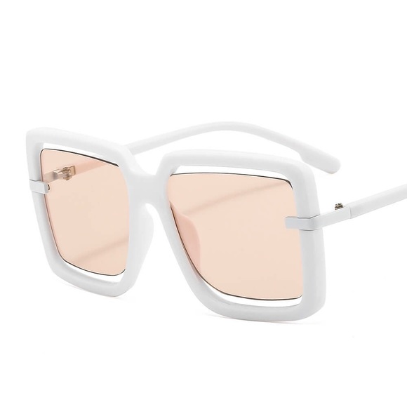OVERSIZED SQUARE FRAME SUNGLASSES - Picture 3 of 3